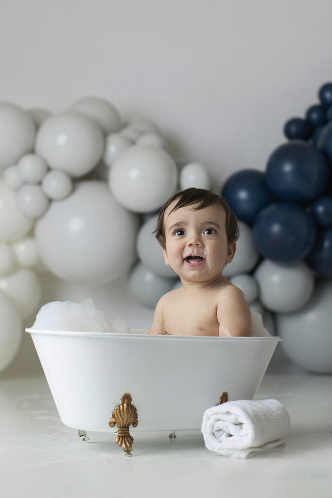Cake Smash Session at Rosie Richards Studio, formerly known as Brooklyn Baby Photography. 